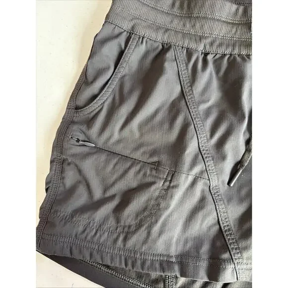 The North Face Shorts Womens Large Black Aphrodite Elastic Waist Hike Gym 4" - Picture 4 of 10